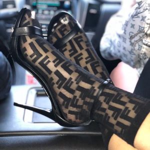 Fendi Crew Logo Socks